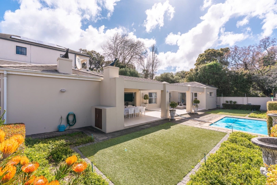 4 Bedroom Property for Sale in Kenilworth Western Cape